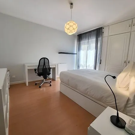 Family-friendly Flat 2br 2ba Metro Telheiras Апартаменты Лиссабон