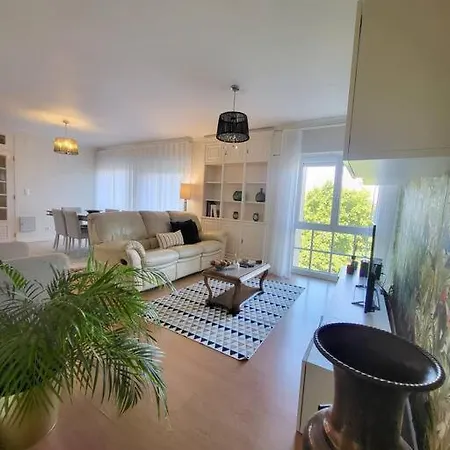 Family-friendly Flat 2br 2ba Metro Telheiras Апартаменты Лиссабон