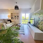 Family-friendly Flat 3br 2ba Metro Telheiras *